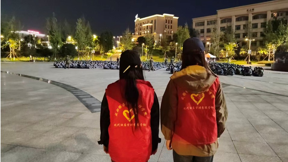 图六 图六