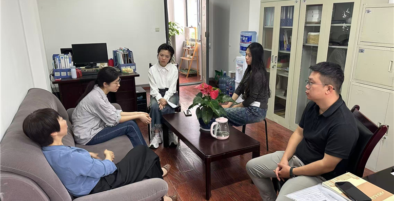 “一站式”学生社区|“我为群众办实事”——现代酒店管理学院开展书记院长接待日活动
