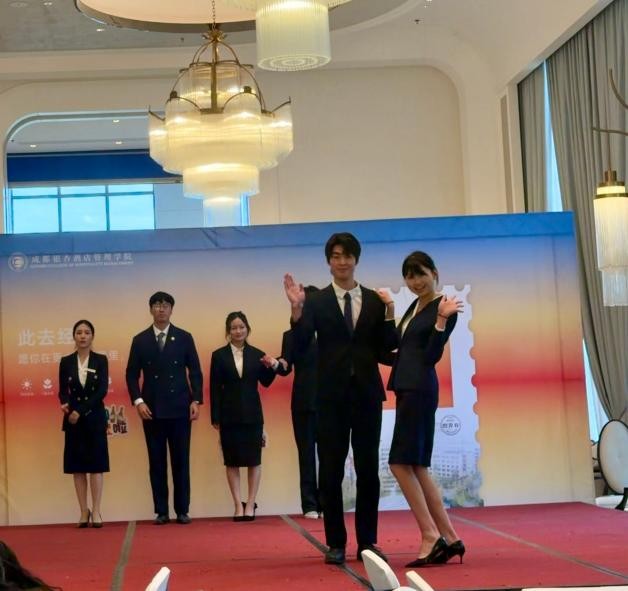 图片17 图片17